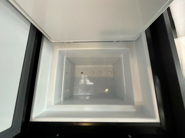 benimar-mileo-297-queensbed-senkeseng-9-trinn-automat-23-160hk-truma-med-elektrisk-vinterpakke-diesel-2021-big-24
