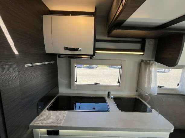 benimar-mileo-297-queensbed-senkeseng-9-trinn-automat-23-160hk-truma-med-elektrisk-vinterpakke-diesel-2021-big-36