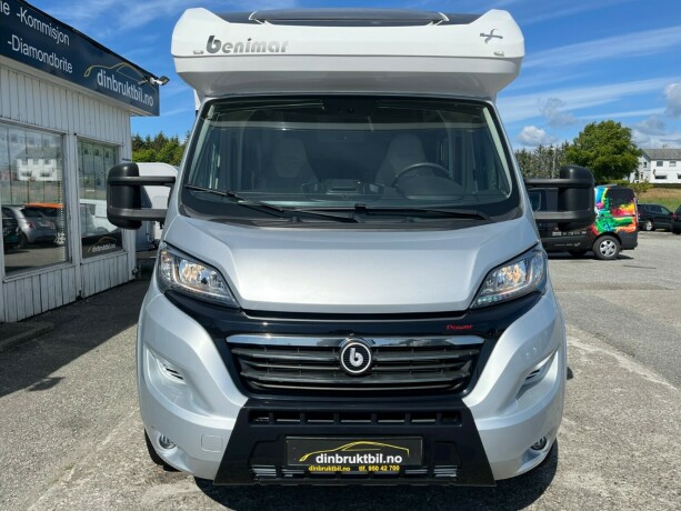 benimar-mileo-297-queensbed-senkeseng-9-trinn-automat-23-160hk-truma-med-elektrisk-vinterpakke-diesel-2021-big-2