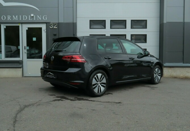 volkswagen-golf-elektrisitet-2016-big-2