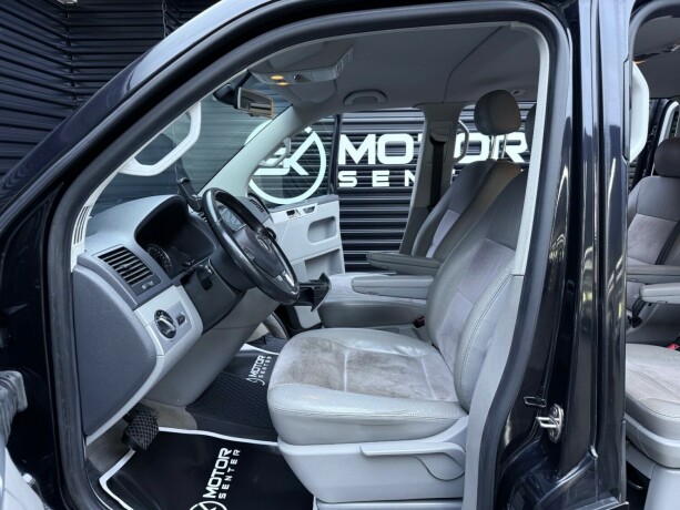 volkswagen-multivan-diesel-2012-big-24