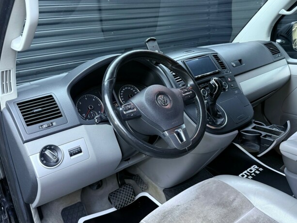 volkswagen-multivan-diesel-2012-big-10