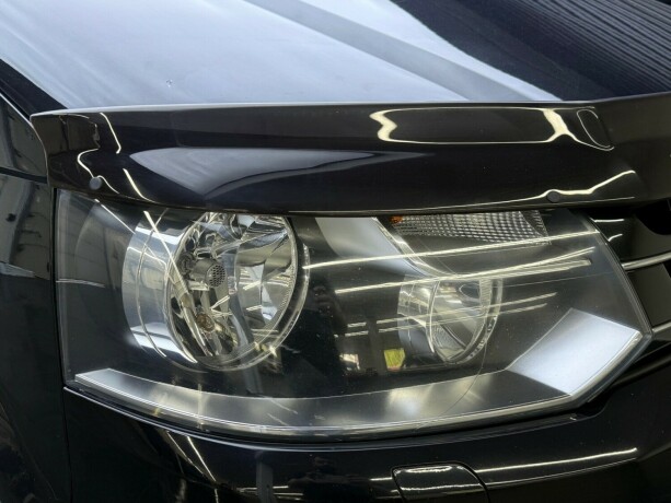volkswagen-multivan-diesel-2012-big-3