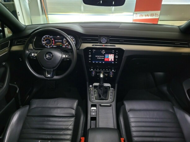 volkswagen-passat-bensin-2019-big-46