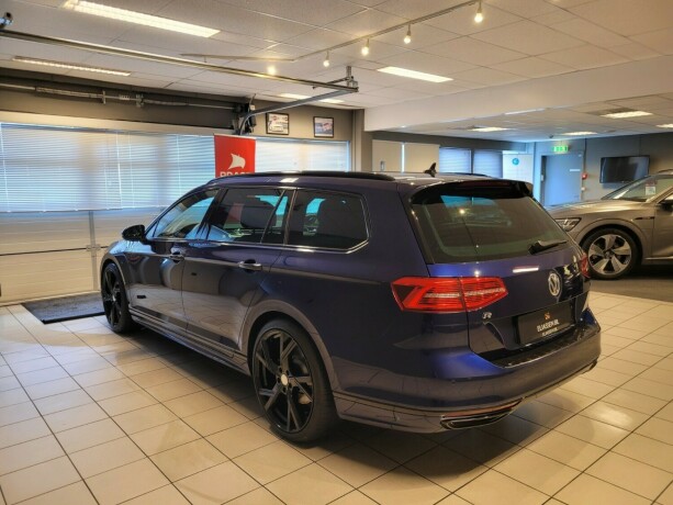 volkswagen-passat-bensin-2019-big-7