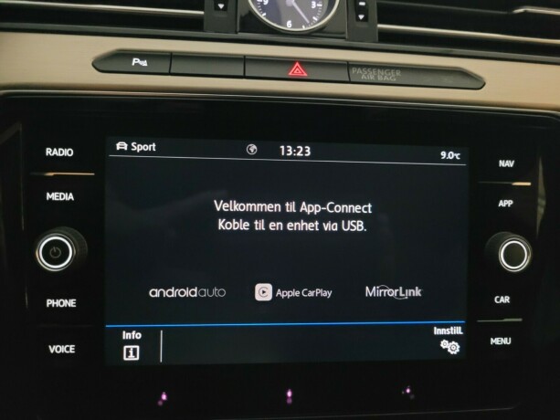 volkswagen-passat-bensin-2019-big-41