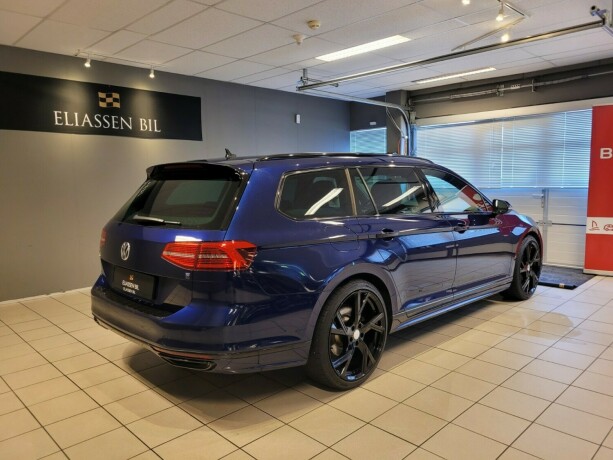volkswagen-passat-bensin-2019-big-3