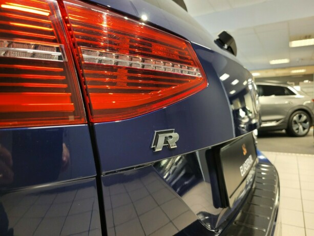 volkswagen-passat-bensin-2019-big-6