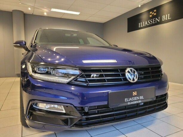 volkswagen-passat-bensin-2019-big-10