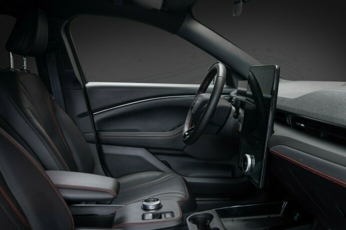 ford-mustang-mach-e-elektrisitet-2022-big-31