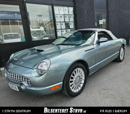ford-thunderbird-bensin-2004-big-6