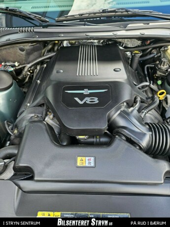ford-thunderbird-bensin-2004-big-26