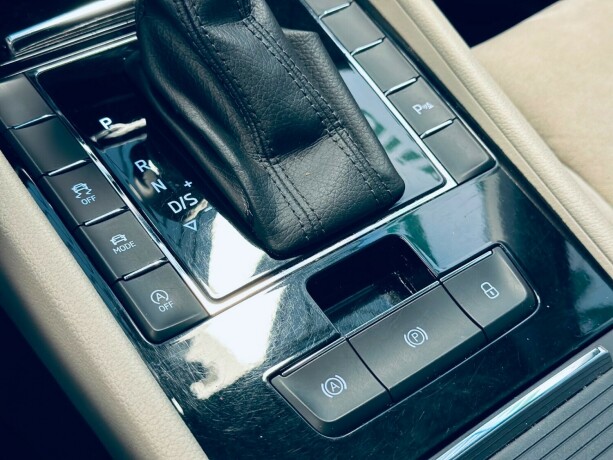skoda-superb-diesel-2016-big-11