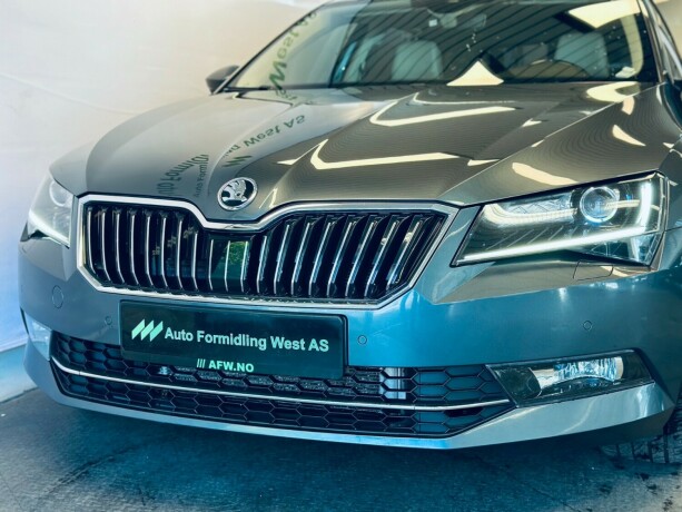 skoda-superb-diesel-2016-big-10