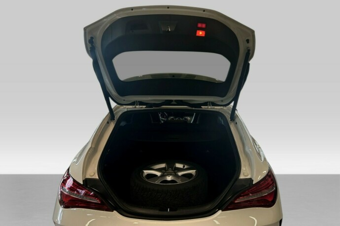 mercedes-benz-cla-bensin-2016-big-14