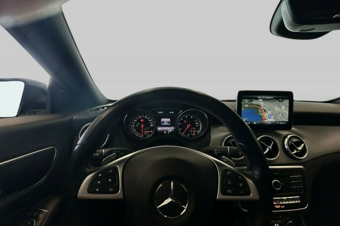 mercedes-benz-cla-bensin-2016-big-10