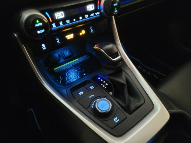 toyota-rav4-elektrisitetbensin-2020-big-24