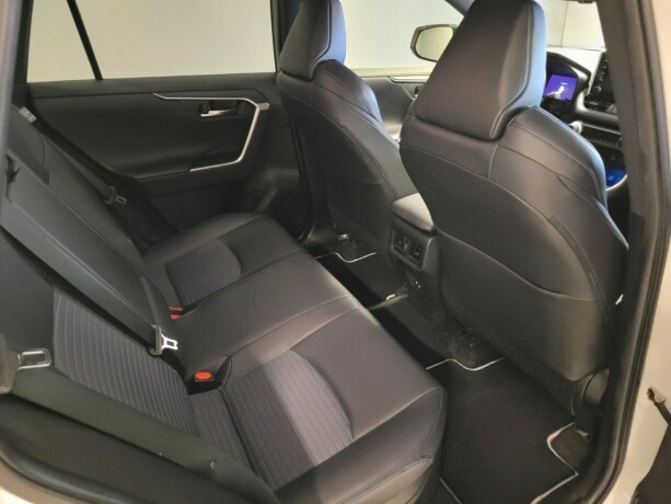 toyota-rav4-elektrisitetbensin-2020-big-16