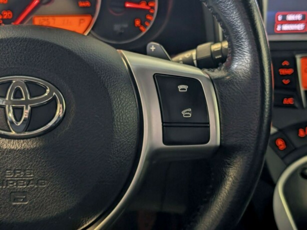 toyota-verso-s-bensin-2012-big-24