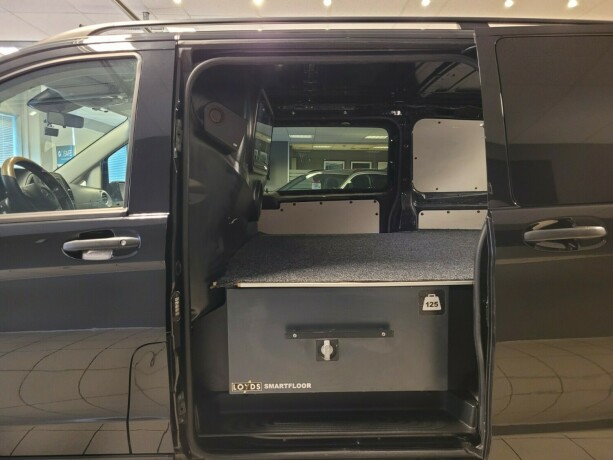 mercedes-benz-vito-diesel-2018-big-24