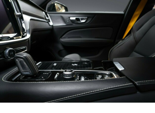 volvo-s60-elektrisitetbensin-2020-big-31