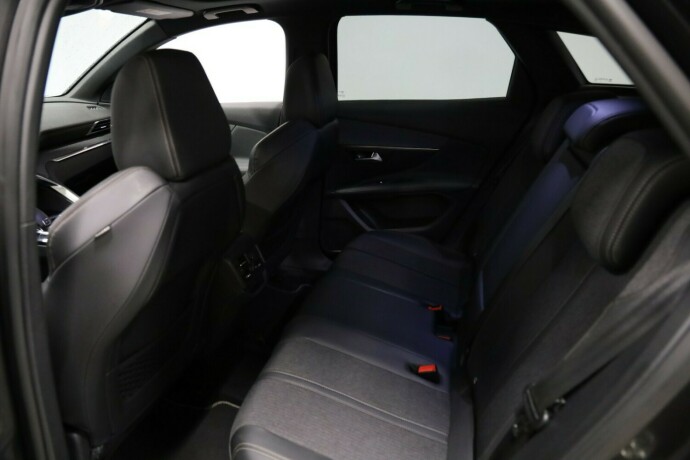 peugeot-3008-bensin-2019-big-9