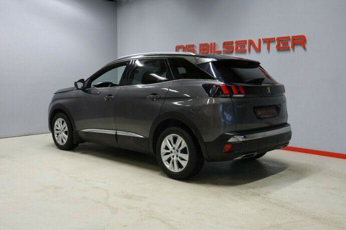peugeot-3008-bensin-2019-big-3