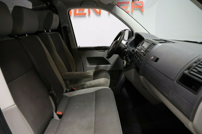 volkswagen-transporter-diesel-2014-big-5