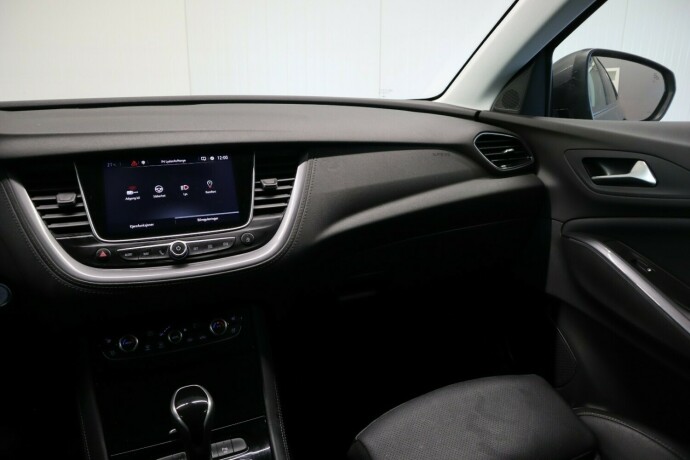 opel-grandland-x-bensin-2019-big-38
