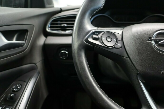 opel-grandland-x-bensin-2019-big-22