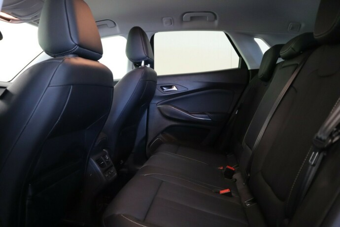 opel-grandland-x-bensin-2019-big-17