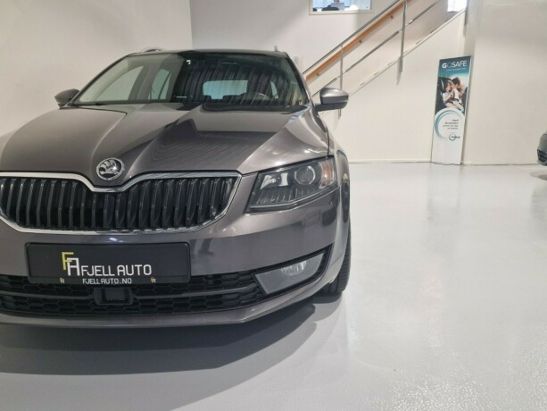 skoda-octavia-bensin-2016-big-4