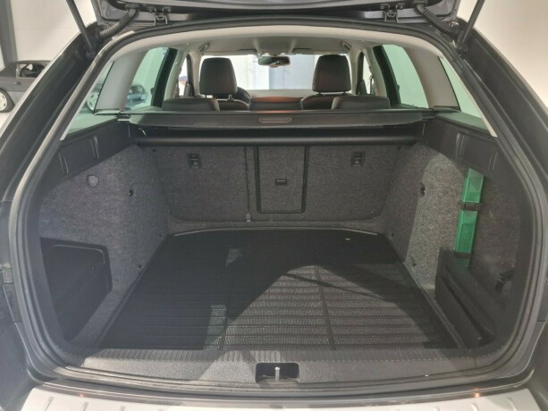 skoda-octavia-bensin-2016-big-24