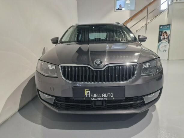 skoda-octavia-bensin-2016-big-3