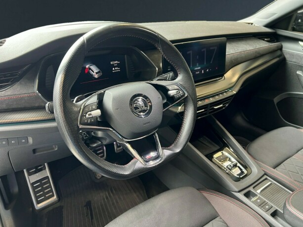 skoda-octavia-rs-elektrisitetbensin-2021-big-9