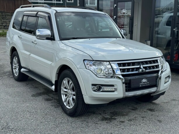 mitsubishi-pajero-diesel-2015-big-2