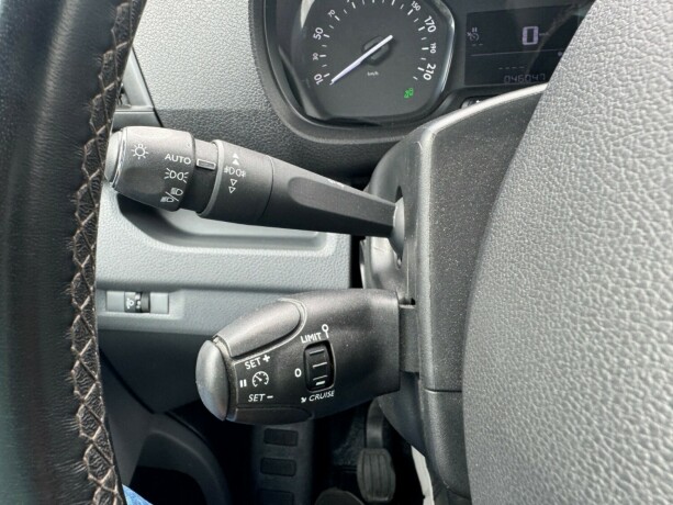 peugeot-expert-diesel-2020-big-11