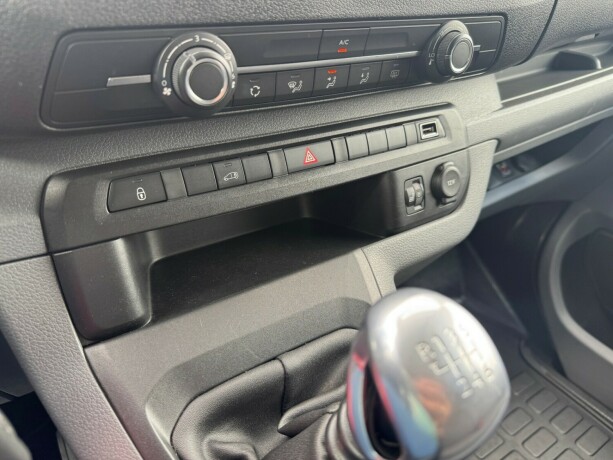 peugeot-expert-diesel-2020-big-14