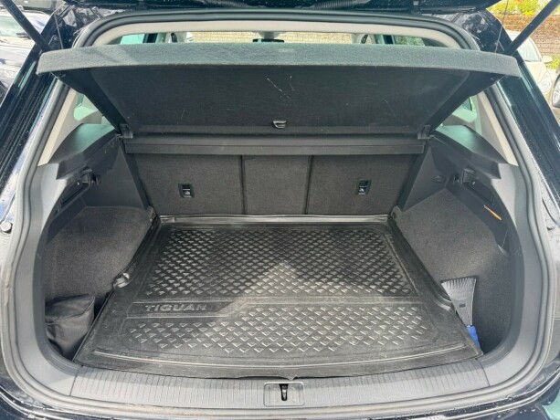 volkswagen-tiguan-diesel-2020-big-18