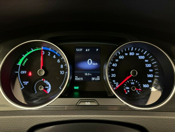 volkswagen-golf-elektrisitet-2019-big-17