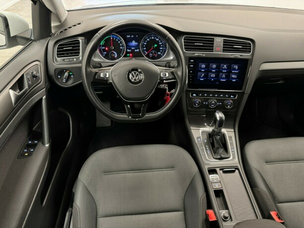 volkswagen-golf-elektrisitet-2019-big-8