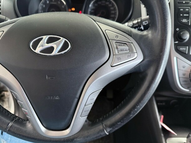 hyundai-ix20-bensin-2012-big-14