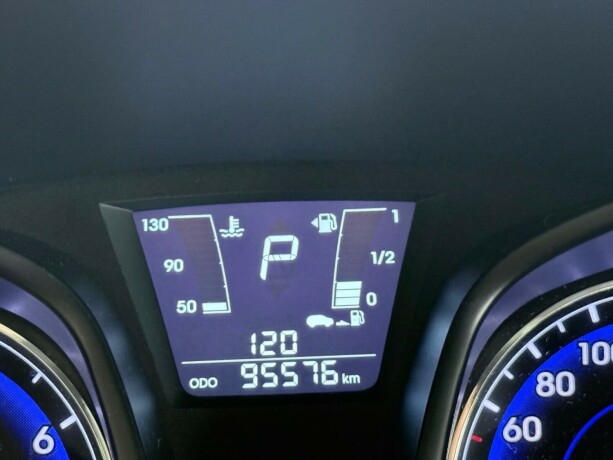 hyundai-ix20-bensin-2012-big-18