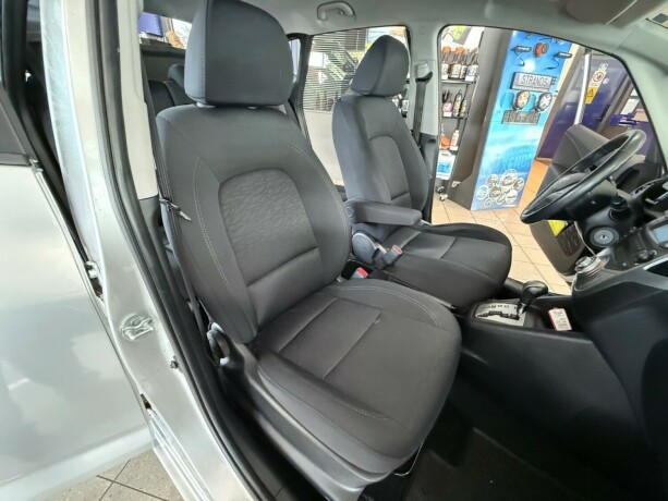 hyundai-ix20-bensin-2012-big-22