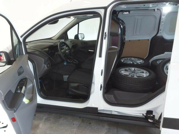 ford-transit-connect-diesel-2019-big-12