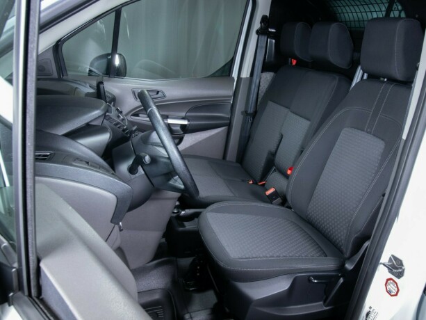 ford-transit-connect-diesel-2019-big-33