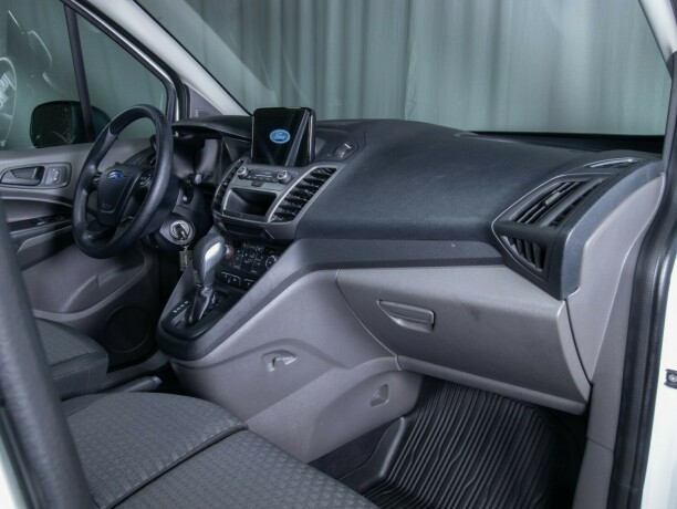 ford-transit-connect-diesel-2019-big-18