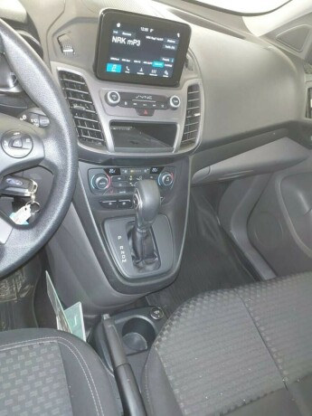 ford-transit-connect-diesel-2019-big-11