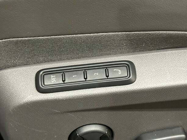 volkswagen-multivan-elektrisitetbensin-2022-big-9