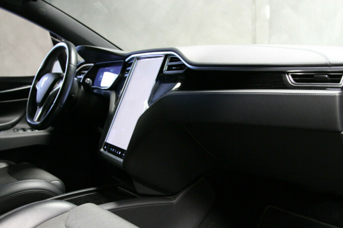 tesla-model-x-elektrisitet-2018-big-4